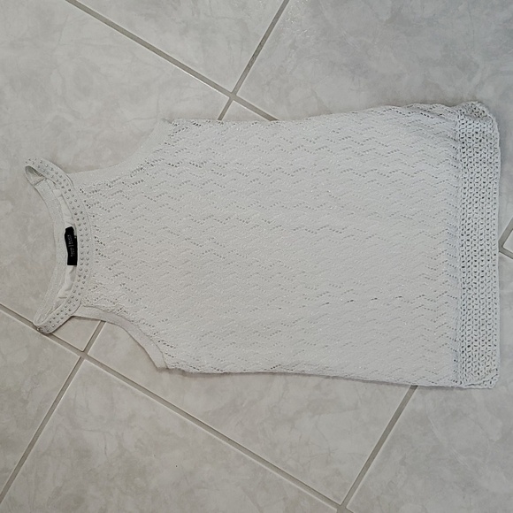 WHBM sleeveless sweater - Picture 1 of 6